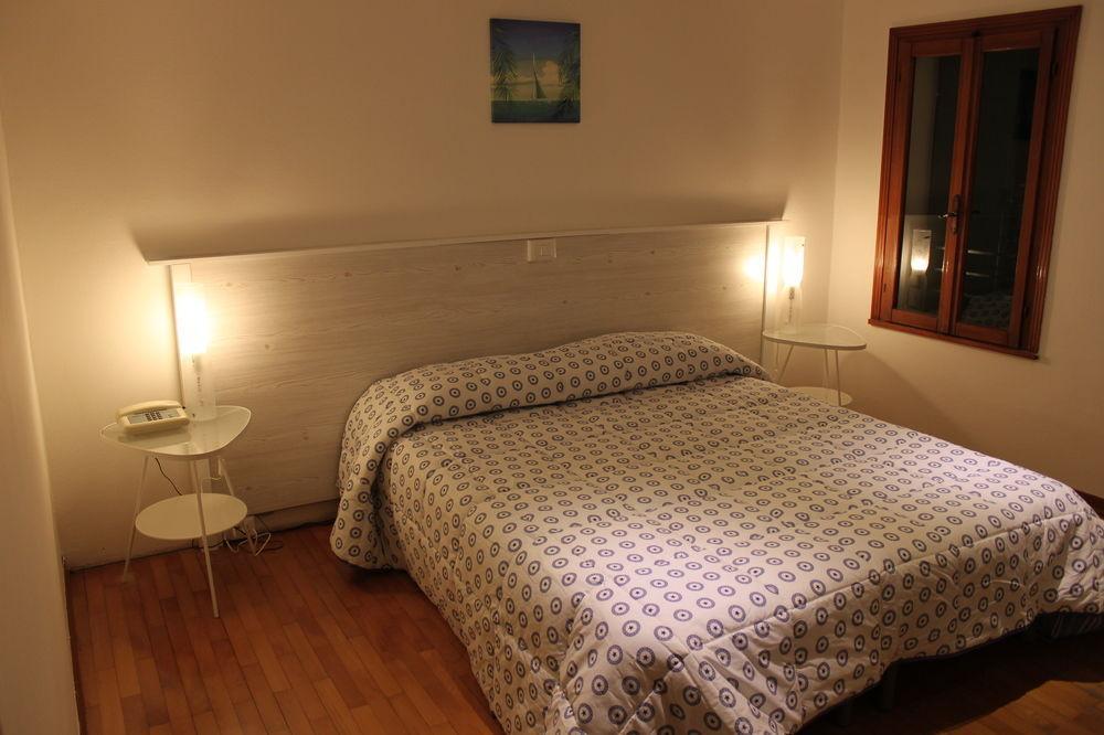 Le Colombelle Ξενοδοχείο SantʼAngelo Εξωτερικό φωτογραφία