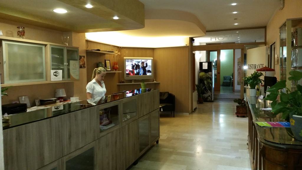 Le Colombelle Ξενοδοχείο SantʼAngelo Εξωτερικό φωτογραφία